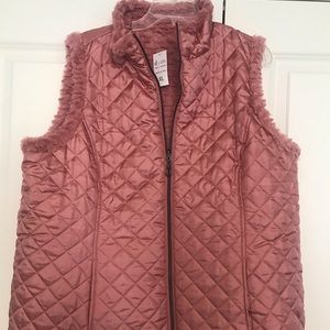 Reversable vest